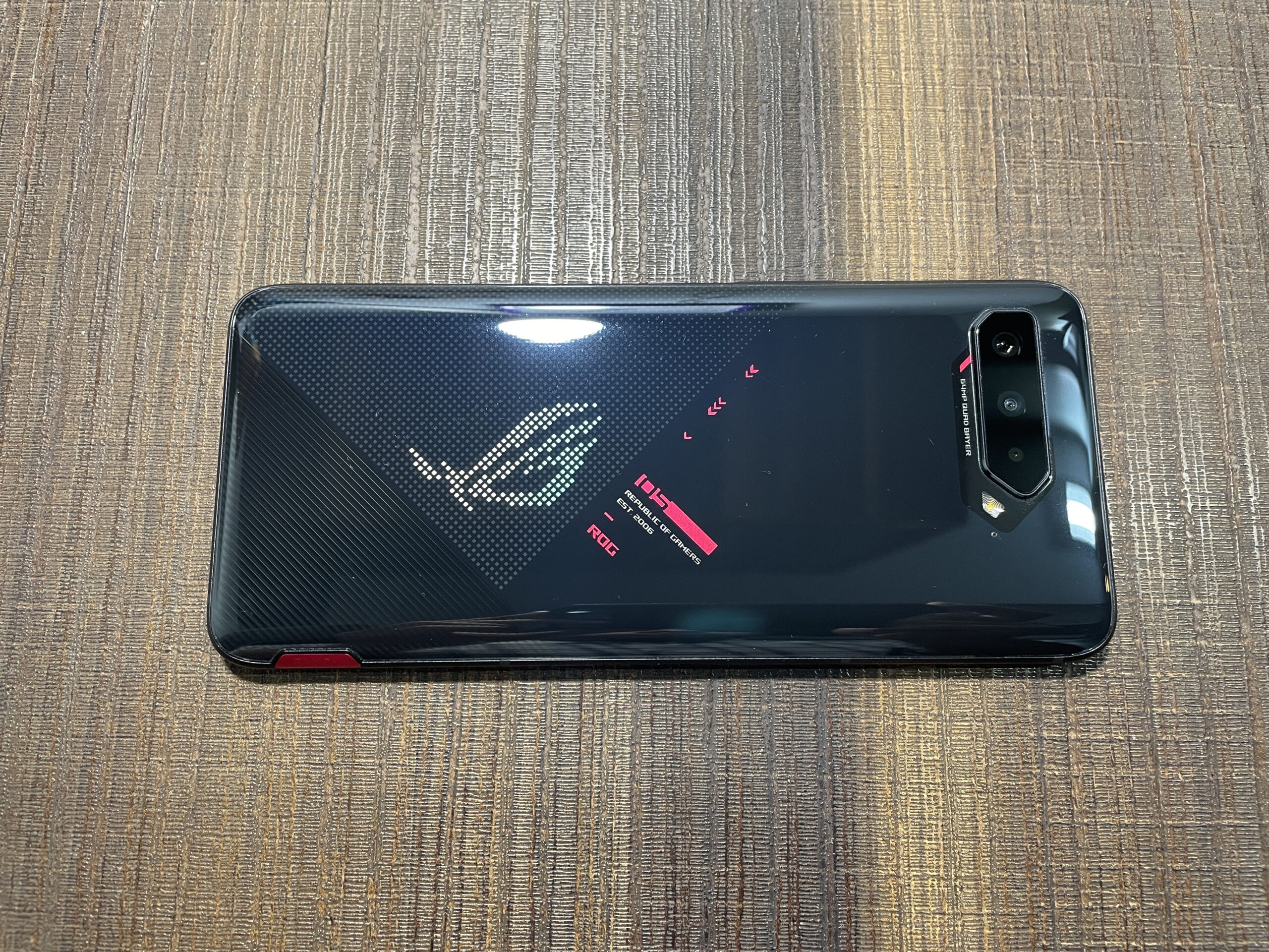 ROG 5 Smartphone made for Gamers by the Gamers.